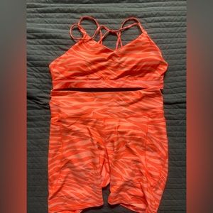 Old navy plus size activewear